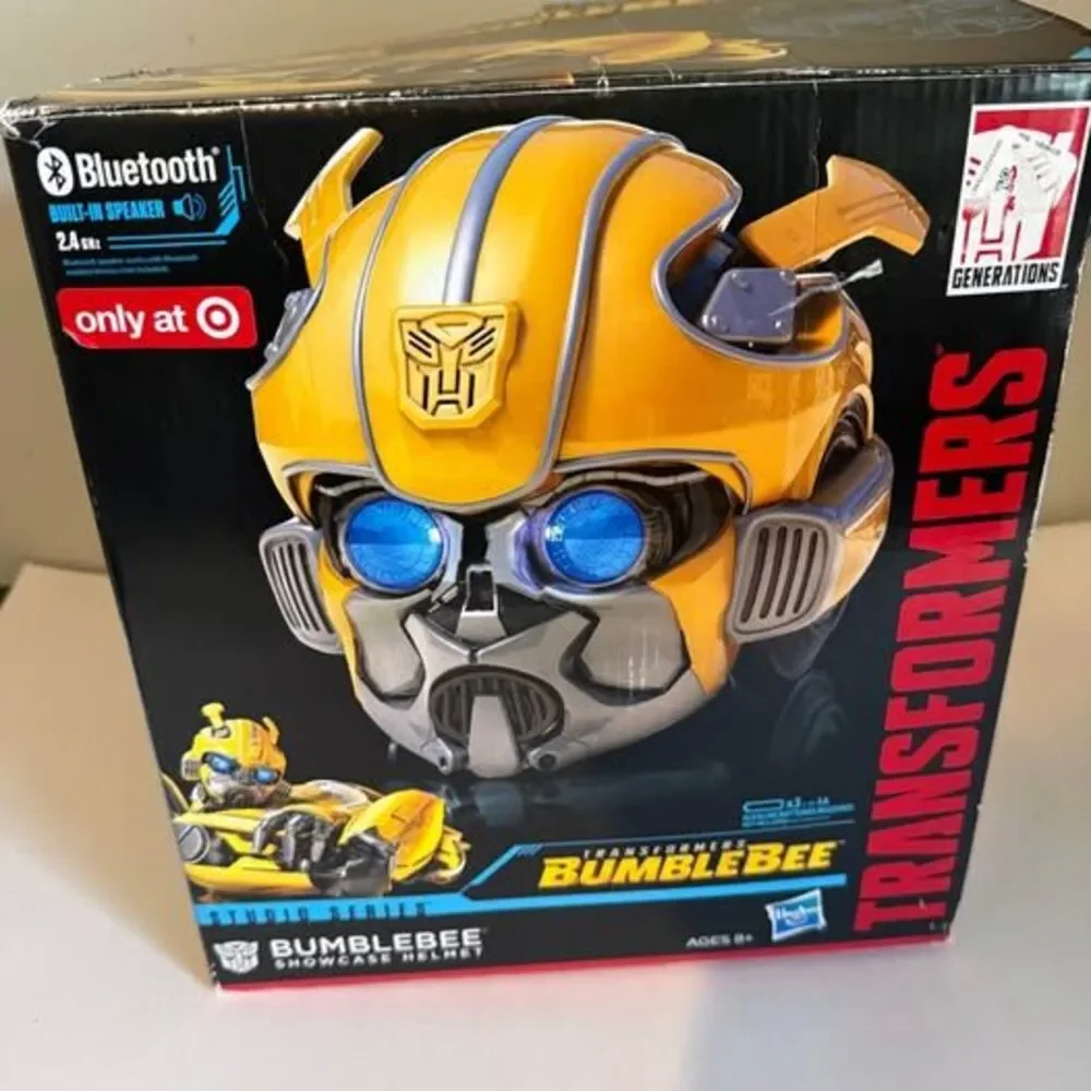 Hasbro Transformers Studio Series Bumblebee Showcase Helmet Target Exclusive. Mi